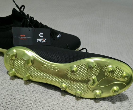 Soccer cleats