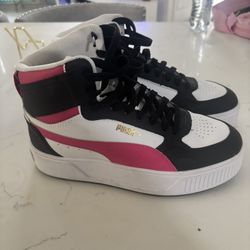 Puma size 9.5 High Tops For Women