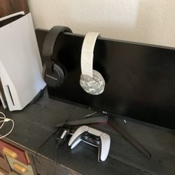 PlayStation 5 Disc Version With 3D Headset And Monitor