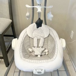 Graco Baby Swing