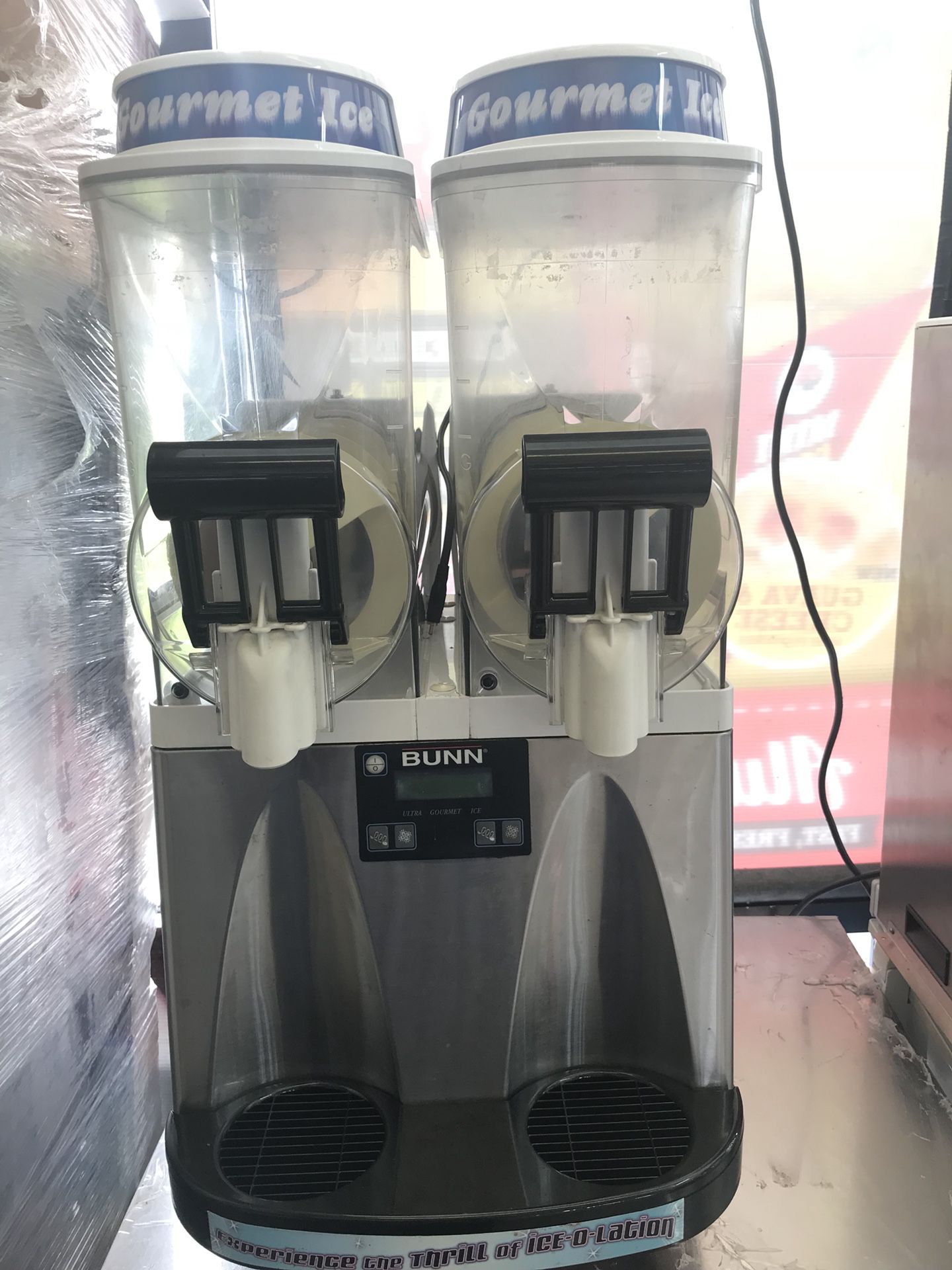 ❄️ ☃️ BUNN Slushie Machine Ultra 2 (Frozen Beverage System with 2 Hoppers, Slush Machine, Slushy Machine) ☃️❄️