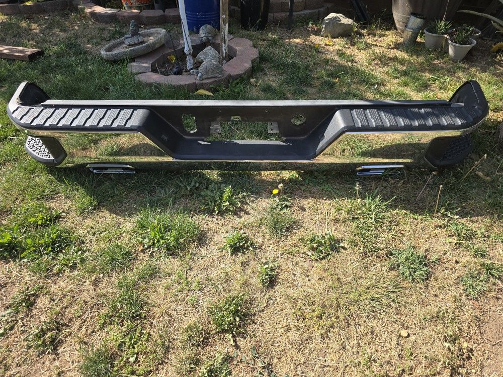 Bumper Sierra 2023