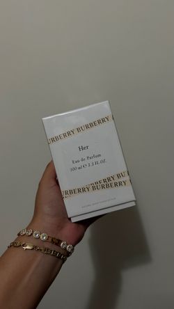 burberry her perfume