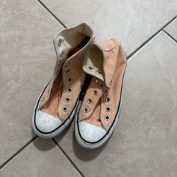 Women’s Orange Converse Size 6 