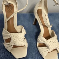 Vince Camuto 3” Heels Size 6 