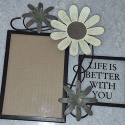 Decorative Flowers Metal Picture Frame 
