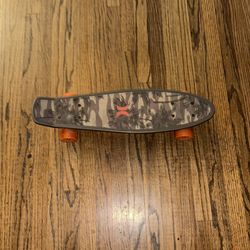 Hurly Skate Mini Skate Board 