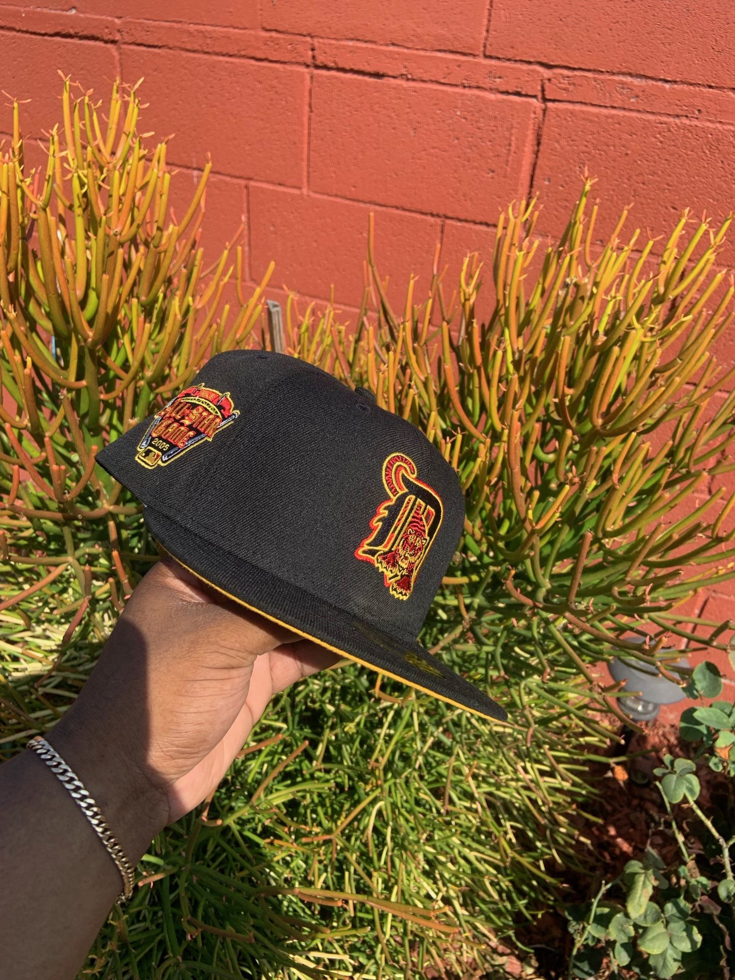 New Era Detroit Tigers cobra Kai Fitted Hat Club