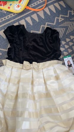 Girls dress size 8
