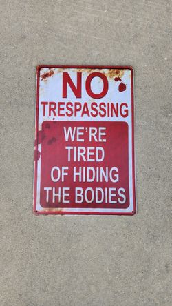 Halloween metal sign 12 x 8 