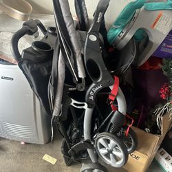 BABY TREND DOUBLE STROLLER