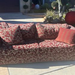 Free Sofa - Only Available Until Friday 12/12!