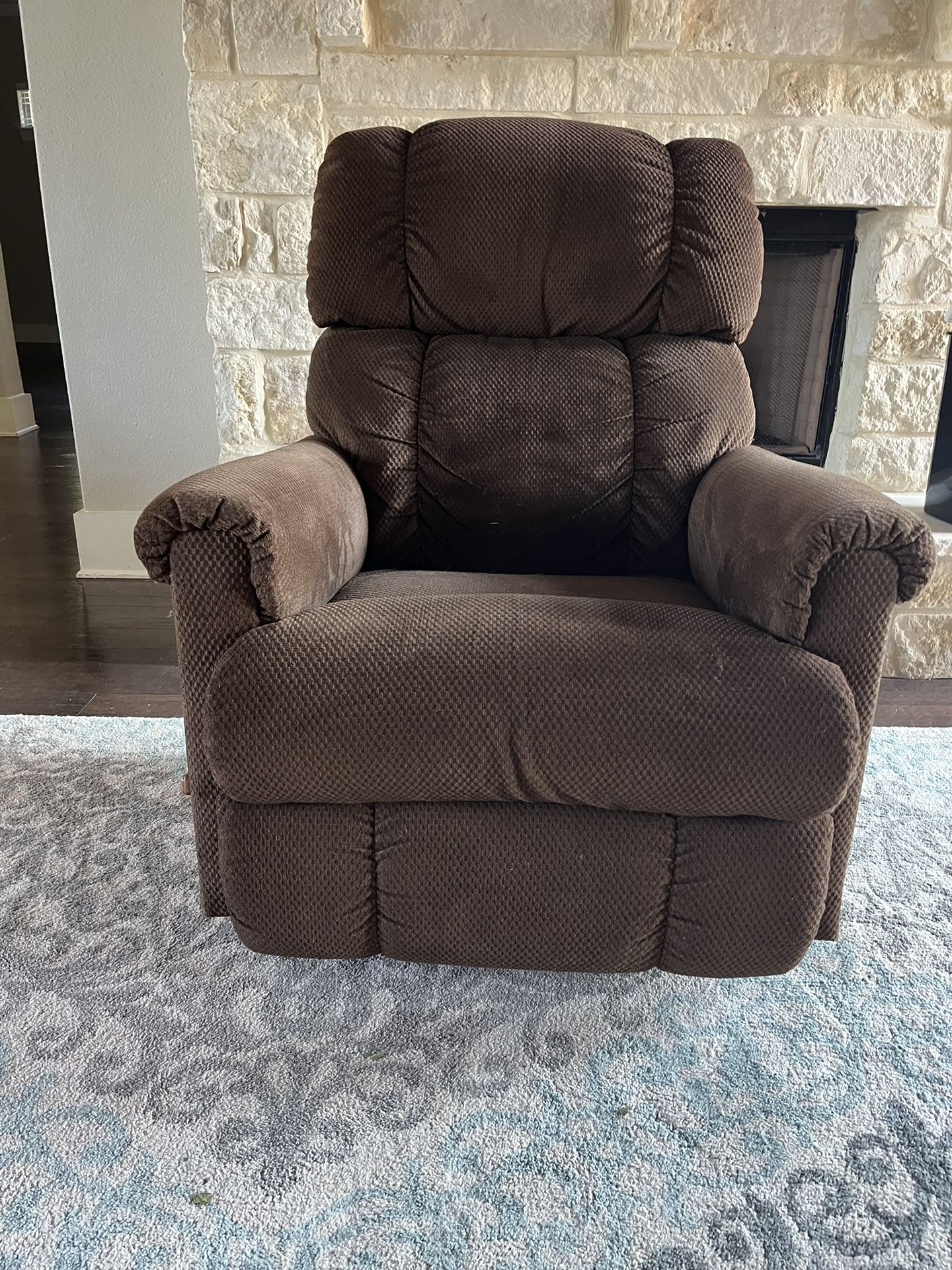 Recliner for Sale in San Antonio, TX - OfferUp