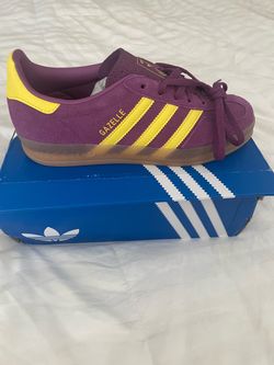 Brand new adidas gazelle 5.5 women runs big