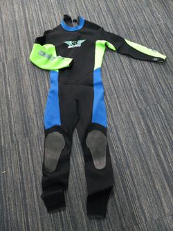 Dacor Wetsuit 