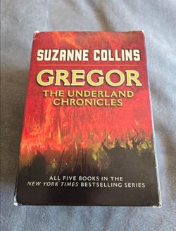 Suzanne Collins Gregor the Underland Chronicles 5-Book Set