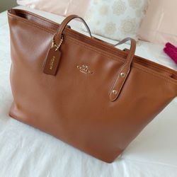 Coach Purse Excellent Condition
