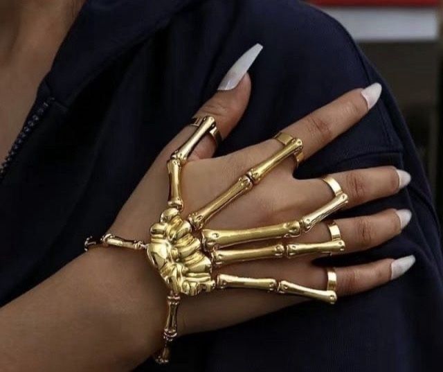 skeleton hand 