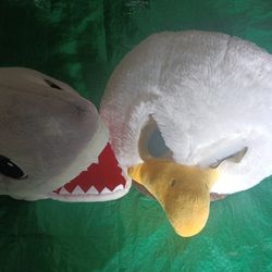 Plush Dan Dee Big Greeter Heads $8 each