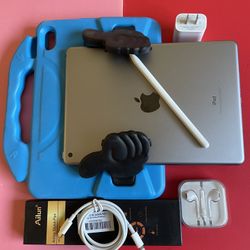 Apple IPad 6th Generation (9.7” Retina / Touch ID) 32GB with kids protective case, Pen & Accessories 