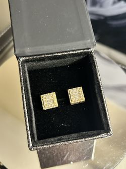 10k Diamond Earrings