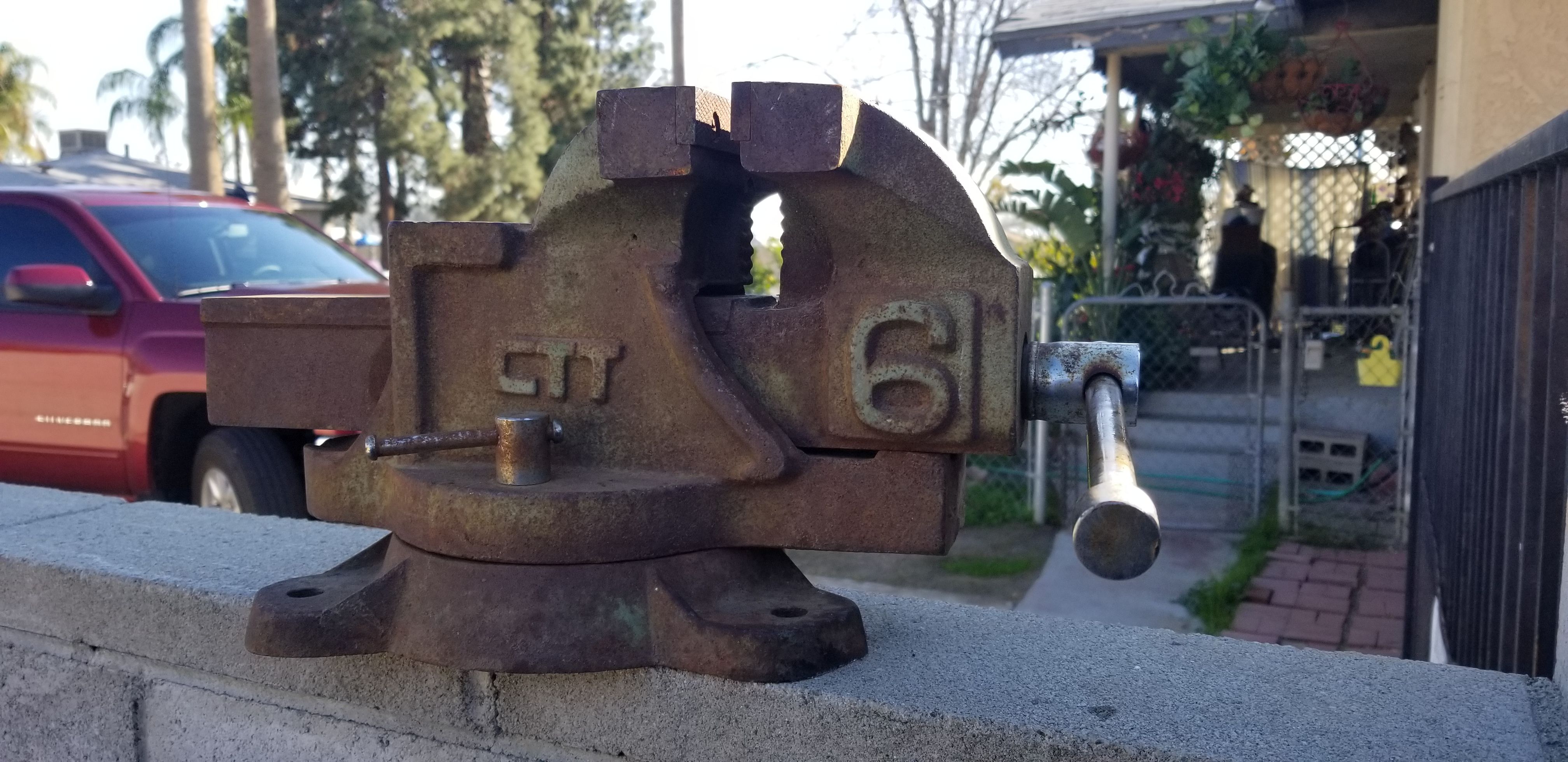 6in CTT heavy duty bench vise made in USA