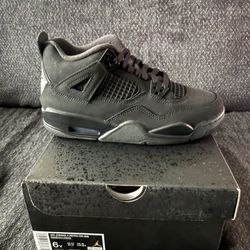 Jordan 4 Retro 