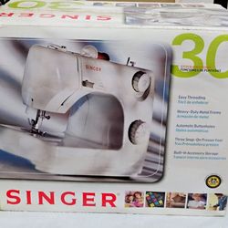 Singer 30 Stitch Functions Sewing Machine