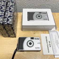 Vivitar Ultra Wide & Slim 35mm camera