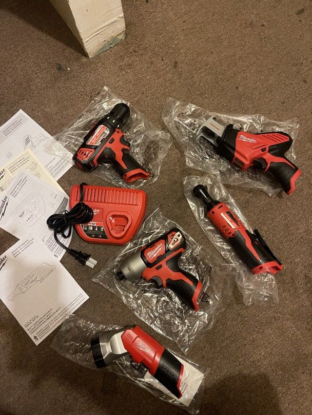 New Milwaukee M12 Tools