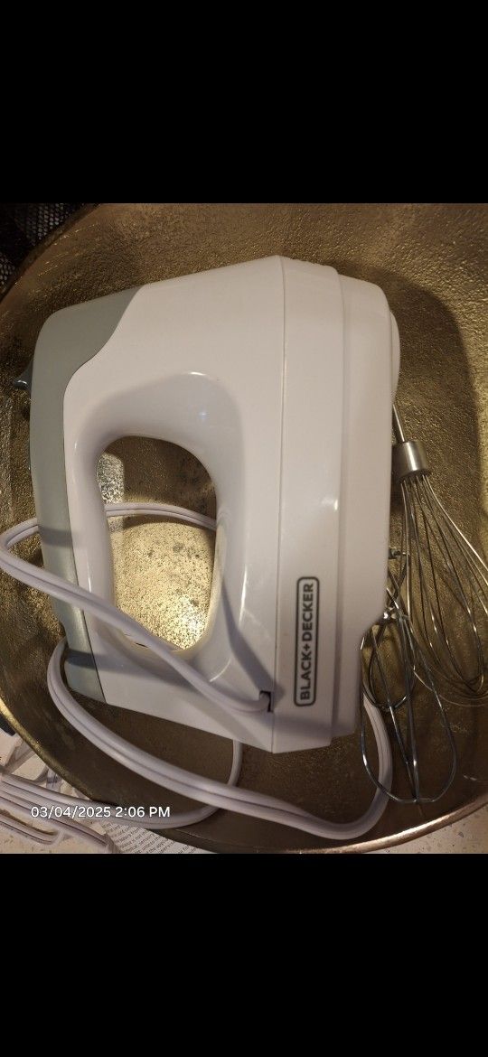 Electric Mixer NEVER USED!