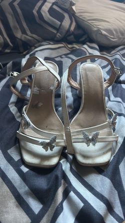 White butterfly heels Size 7