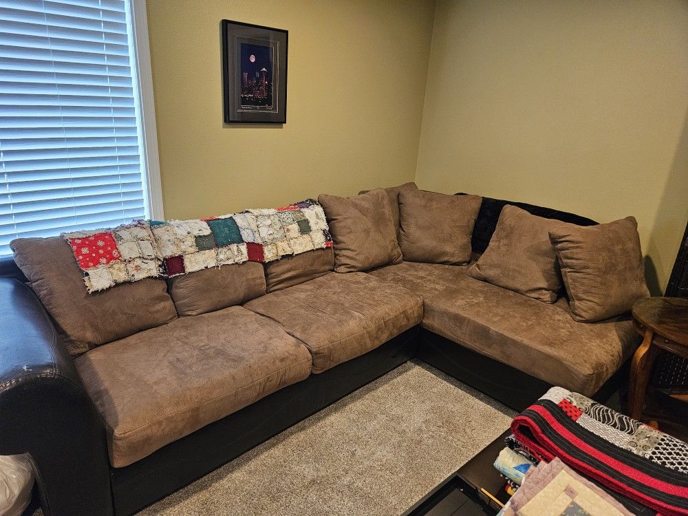 Free Sectional Couch