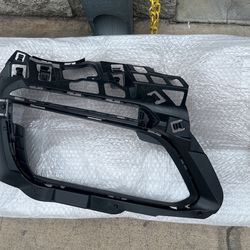 2017-2019 Porsche 911 Retaining bracket