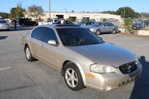 2000 Nissan Maxima