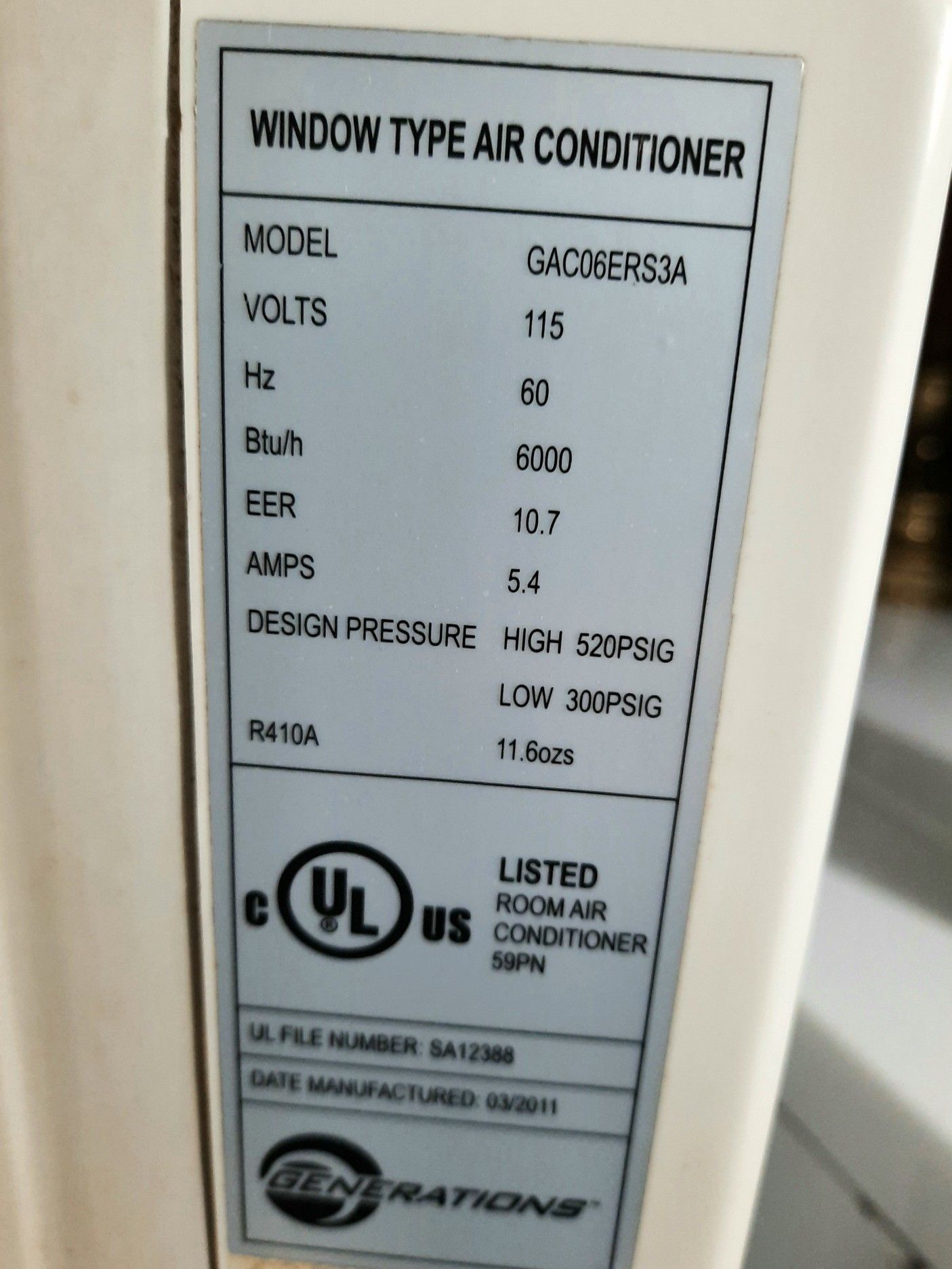 Generations GAC06ERS3A Room AC 6000 Window air conditioner, like new