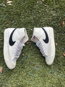 Nike Blazers size 9.5