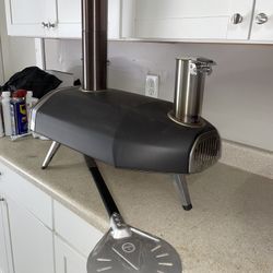 Ooni 12” Pellet Wood Pizza Oven