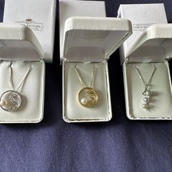 ❤️ Na Hoku Pearl Factory Akoya pearl necklace sterling silver. Brand new in box and gift bag❣️