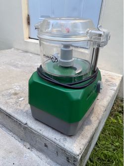 AvaMix Revolution BFP34CL 3 Qt. Clear Batch Bowl Food Processor.