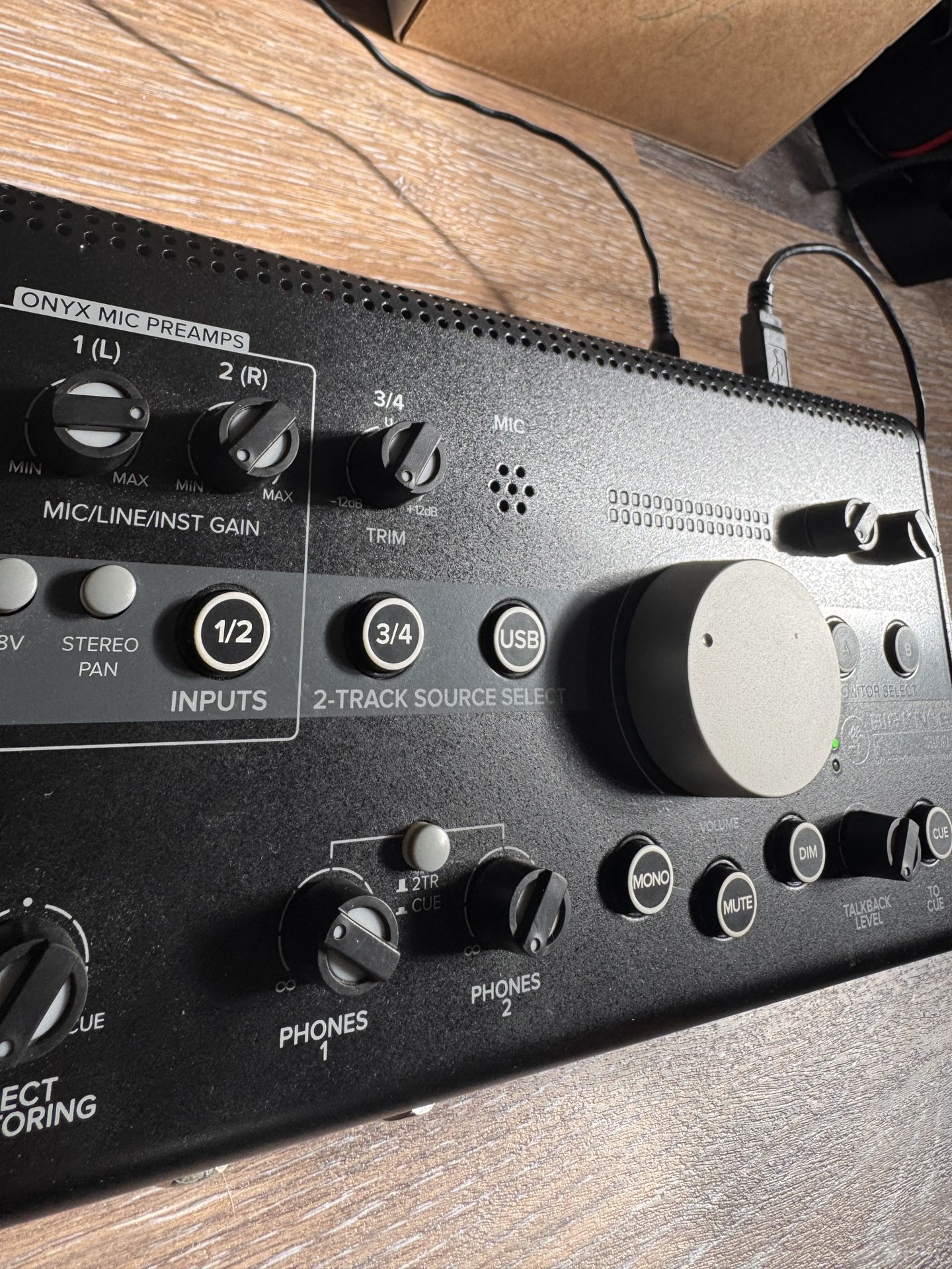 MACKIE big Knob - Semi Works