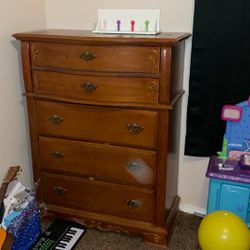 Dresser