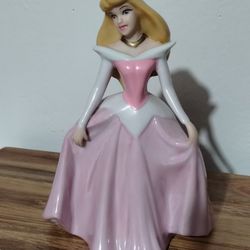 DISNEY SLEEPING BEAUTY PRINCESS AURORA FIGURINE 6"