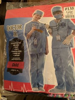 Children’s costume, size Large (12-14).