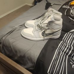 Air Jordan 1 Dior. Size 9.5m