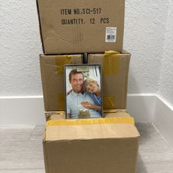 box with 12 photo frames for Father's Day