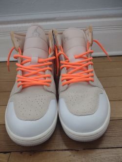 Men's Jordan 1 Mid "Inside Out" Size 12