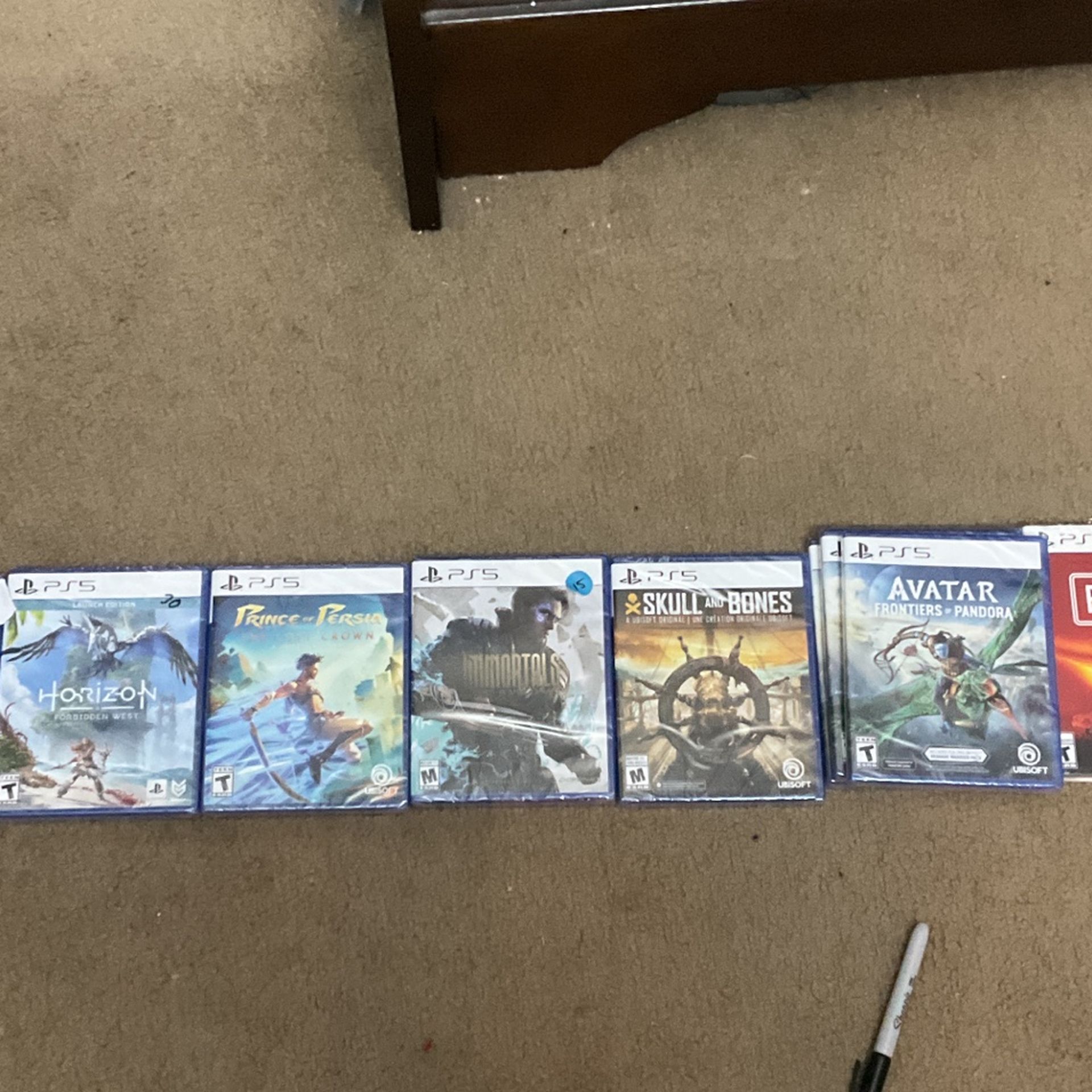 Playstation Five Games Battle And Surviving Teenager 