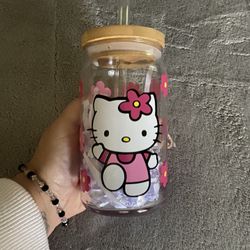 Hello kitty Glass Can