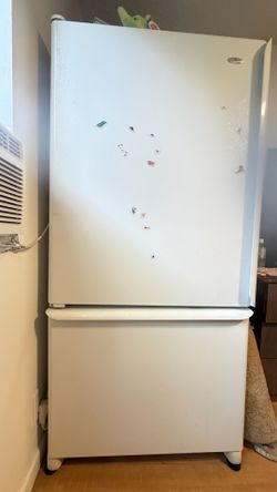 Amana Bottom Freezer Refrigerator White